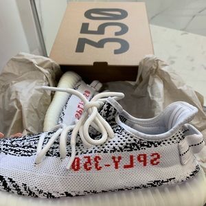 Yeezys Boost 350 Zebra SIZE 6
